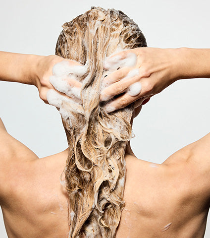 COLOR SHIELD BLONDE  Szampon ochronny do włosów blond, rozjaśnianych i z pasemkami PL