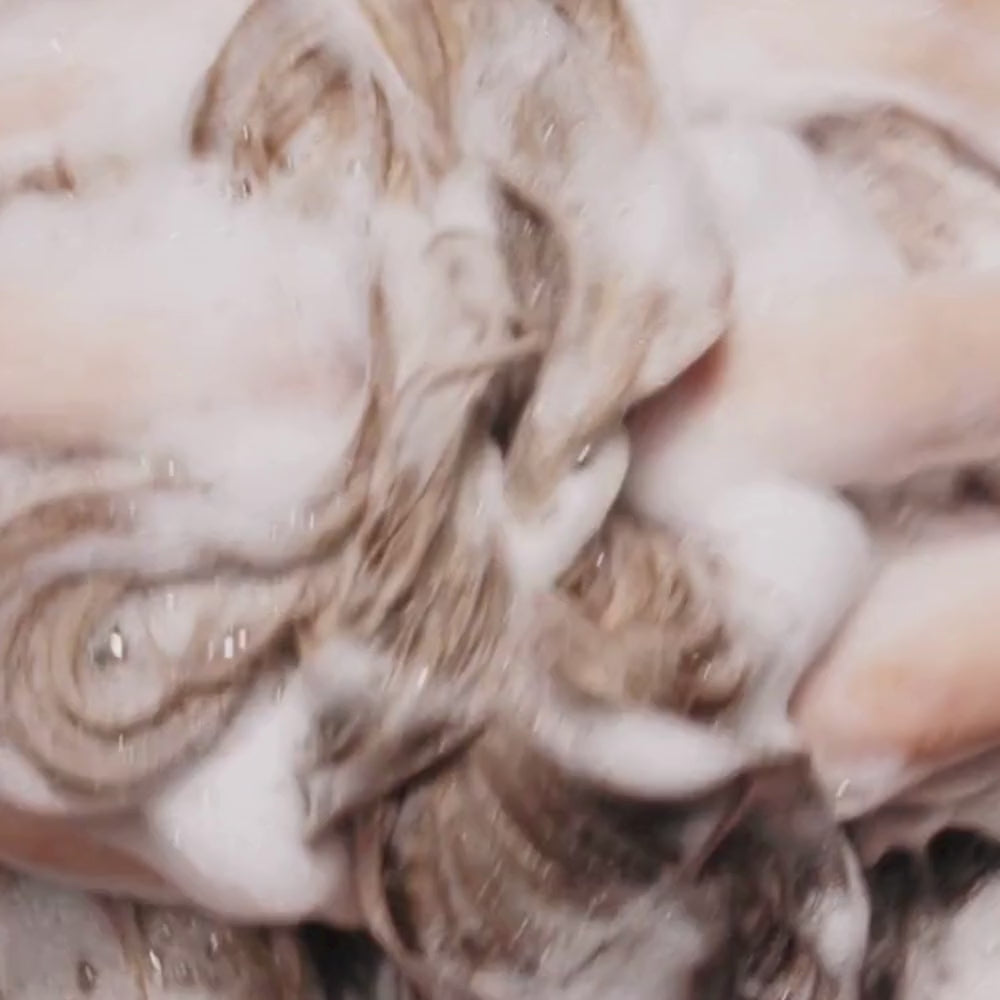 Załaduj wideo: GLOSSY HAIR Wygładzający szampon do włosów PL